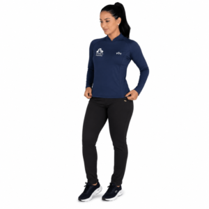 Blusa UV 50+ feminina fechada com logo e identificação profissional